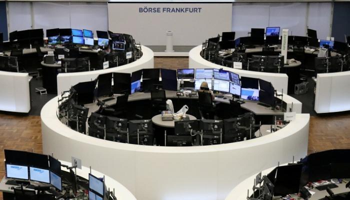 جلسات حمراء.. ذعر موجة كورونا الثانية