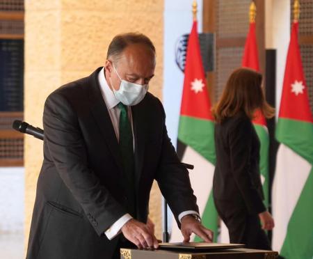 السفير الامريكي لوزير الصحة: ملتزمون بتعافي