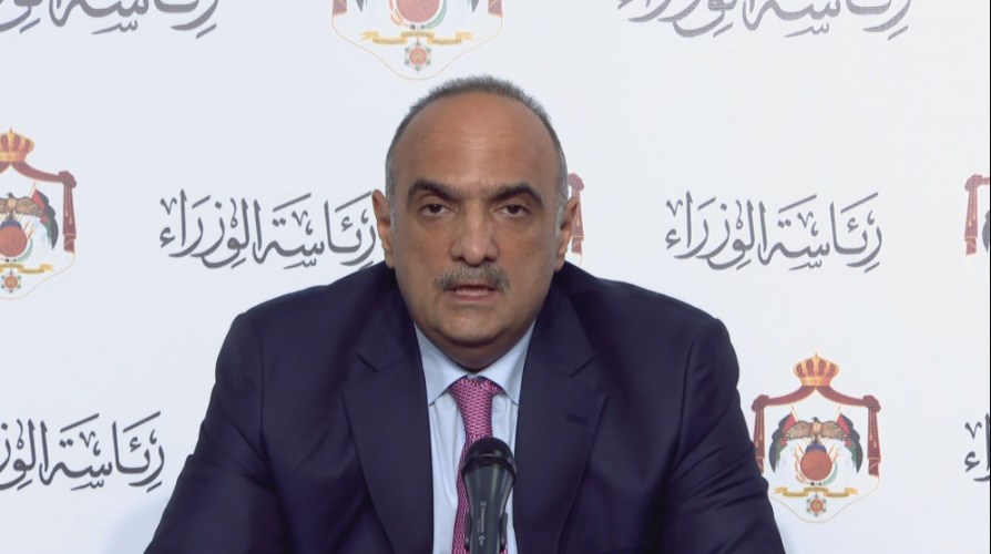 الخصاونة: نأسف ونعتذر لغالبيّة المواطنين الملتزمين