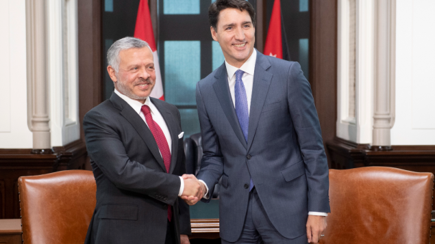 الملك يتلقى اتصالا من رئيس الوزراء