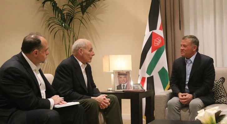 الملك يلتقي وزير الأمن الداخلي الأمريكي