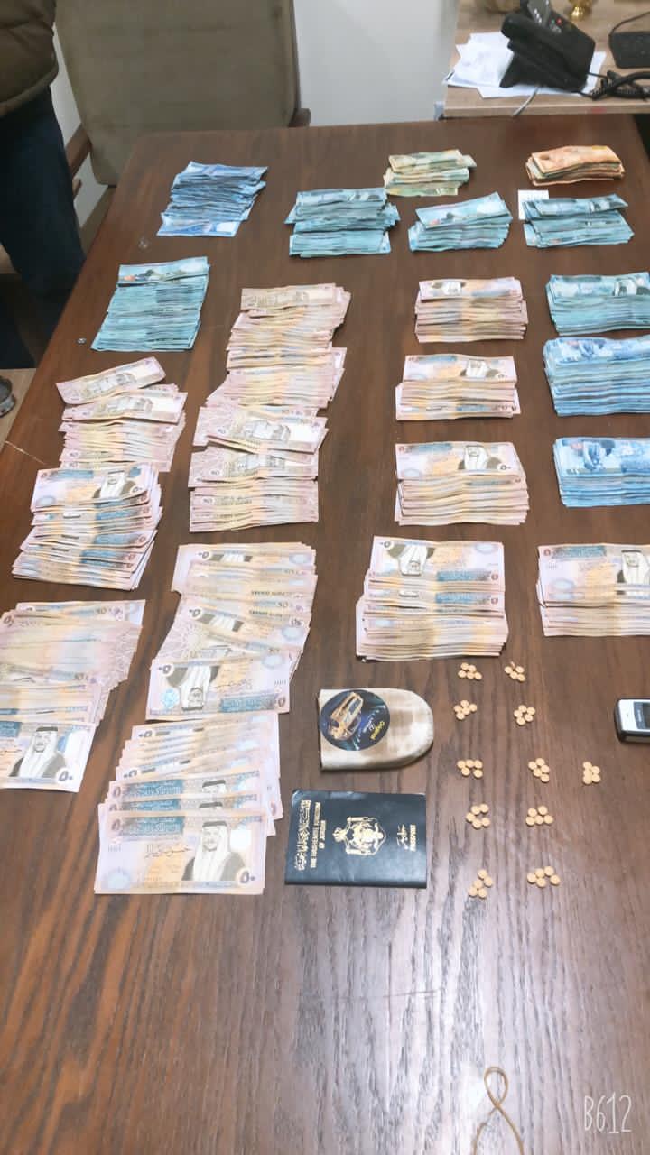 ضبط سارق 40 ألف دينار من