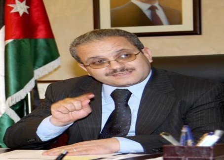 الوزير السابق محمد طالب عبيدات ينعى