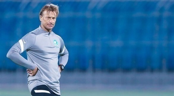 مدرب السعودية يستبعد 5 لاعبين بعد