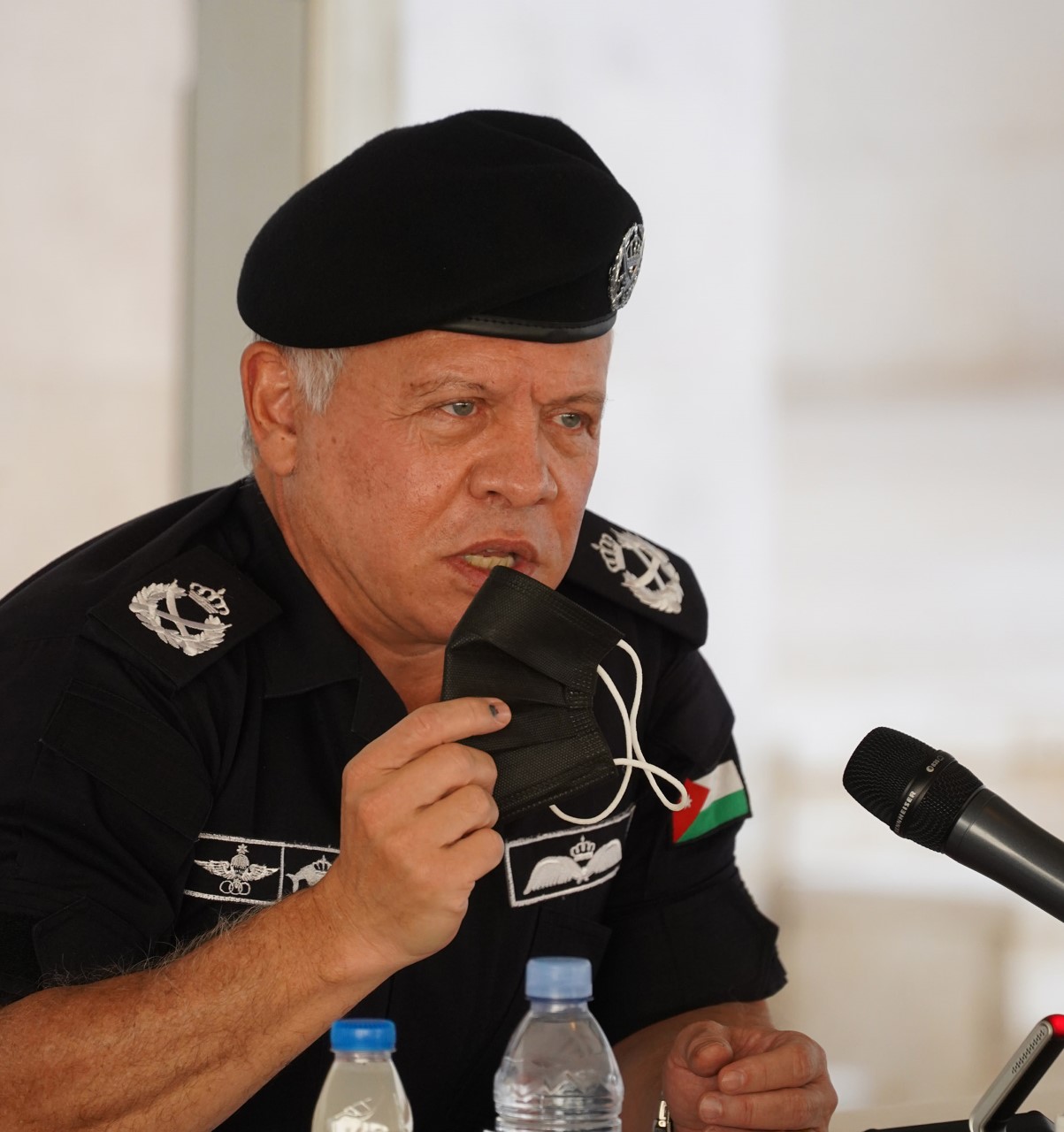 الملك: .. . هذا ما بيزبط