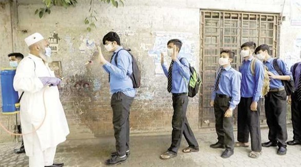 49% من الآباء في باكستان يرغبون