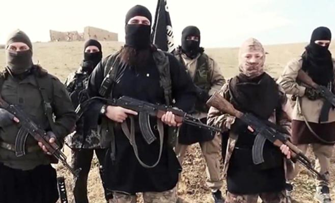 العراق: داعش يهاجم قاعدة فيها مستشارون