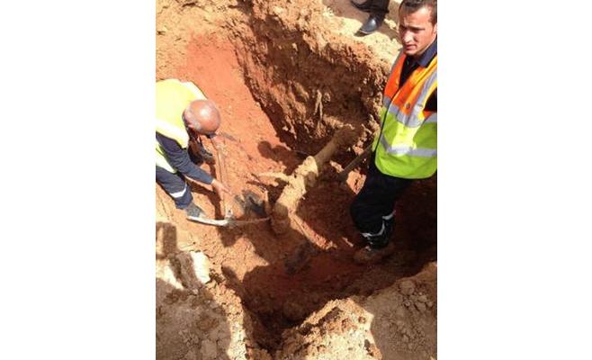 هدر 300 متر مكعب مياه إثر