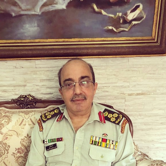 المختار محمد العلاوين يهنئ الطبيب سهم