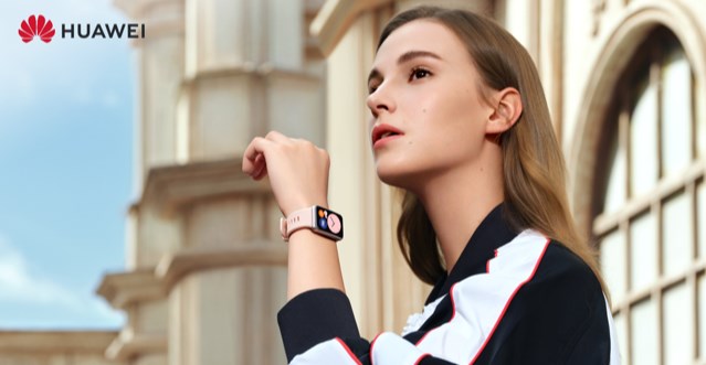 ساعة Huawei WATCH FIT الجديدة تراقب