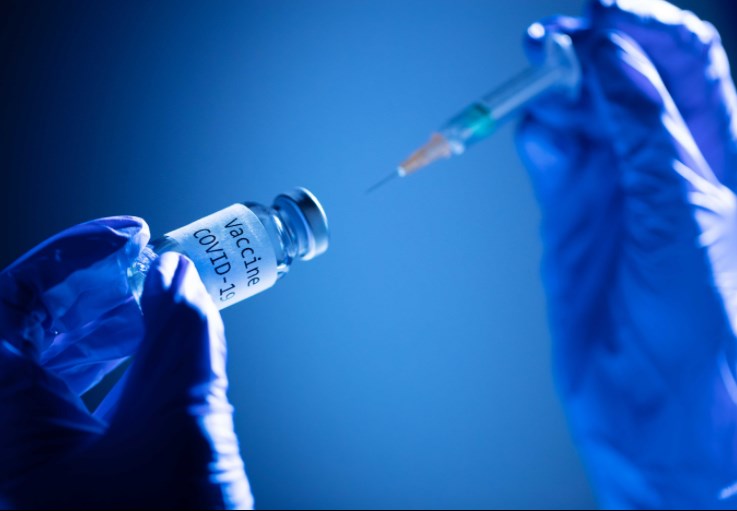 ثلاثة لقاحات تنتظر ديسمبر.. كل ما