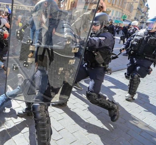 فرنسا.. قانون الأمن الشامل.. انتهاك جديد