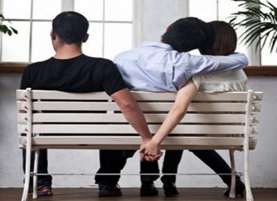 مشهد مرعب في النهر.. عقاب «لا