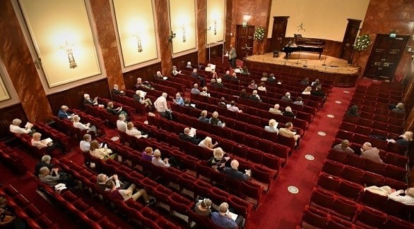 الموسيقى البريطانية تئن تحت وطأة الجائحة