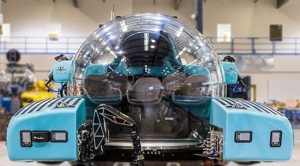 غواصة سياحية مدهشة لنقل السياح في