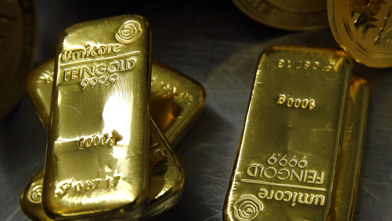 الذهب يتجه لتراجع أسبوعي مع تركيز