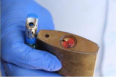 مخالفة وإغلاق إدارة مول ومحل تجاري