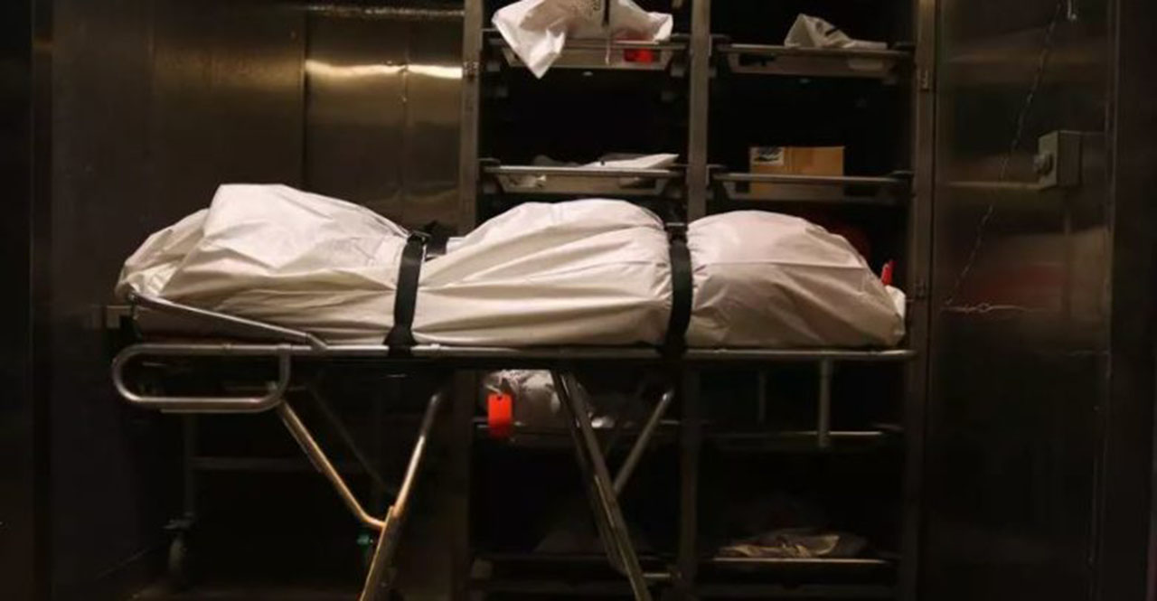 ميت يصرخ من الألم.. أفريقي يعيش