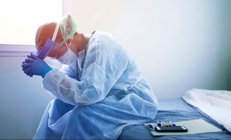 نقابة الاطباء تنعى الشهيد رقم 16