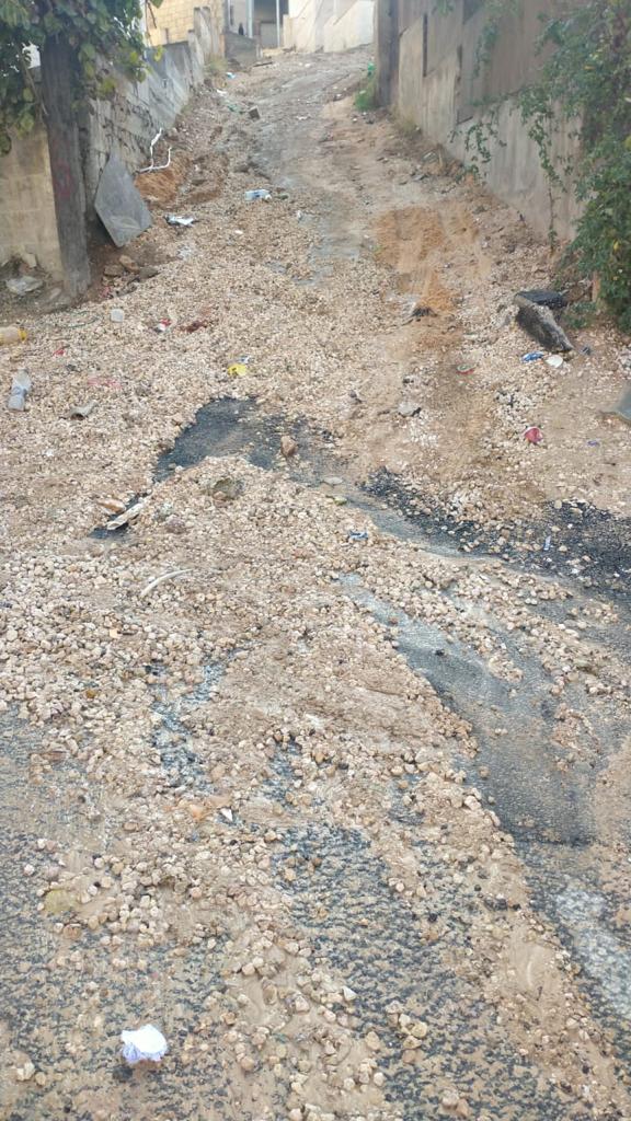 شارع أعجز طواقم أمانة عمان (صور)