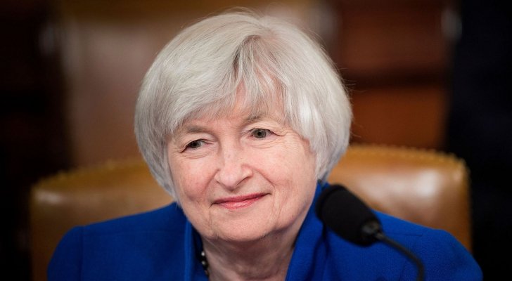 بايدن يختار جانيت يلين لتولي وزارة