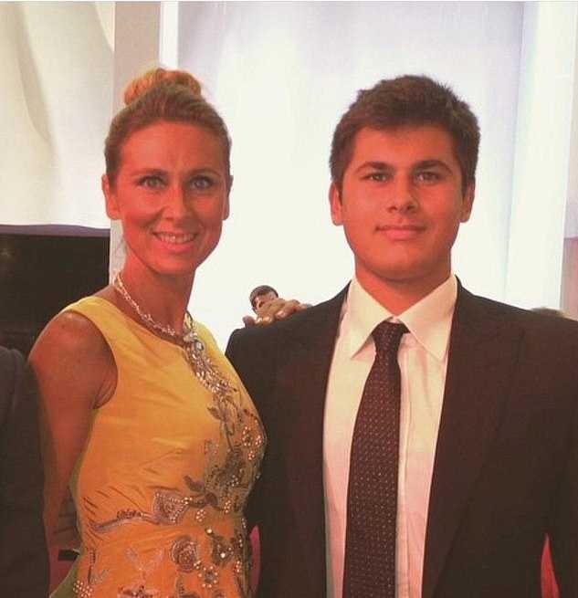 «حصلت على 7 ملايين وطائرة فقط»..