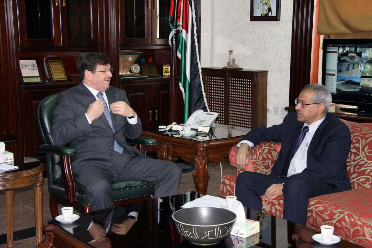 الشياب: الصحة ستنظر بموضوع الاطباء العاطلين