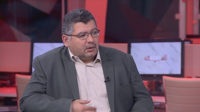 عضو لجنة الأوبئة يدعو لتشديد الإجراءات