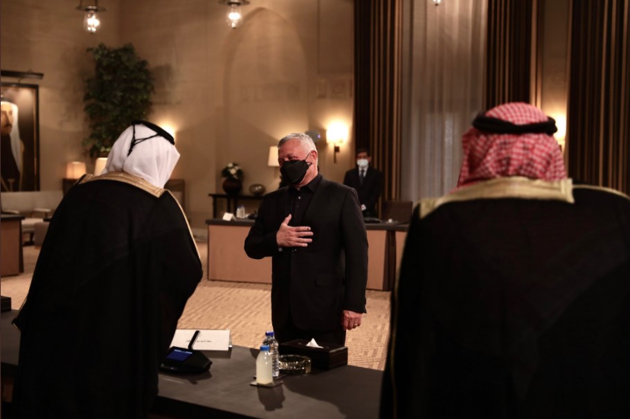 الملك: جرى التواصل مع دول تعمل