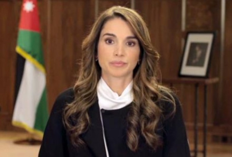 الملكة رانيا تعزي العضايلة