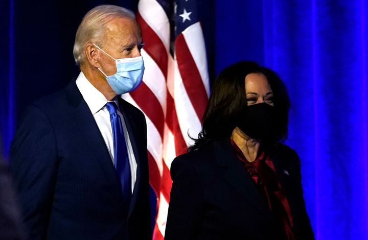 بايدن: لا يهمني حضور ترامب حفل