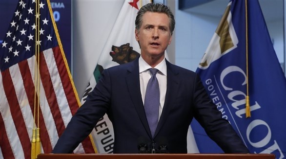 أوامر بالبقاء في المنازل في كاليفورنيا