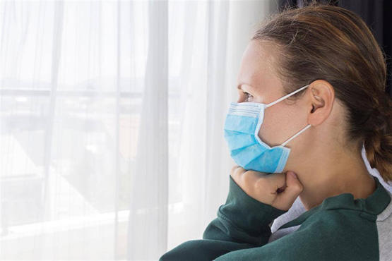 زيادة التزام مصابي كورونا المعزولين منزليا