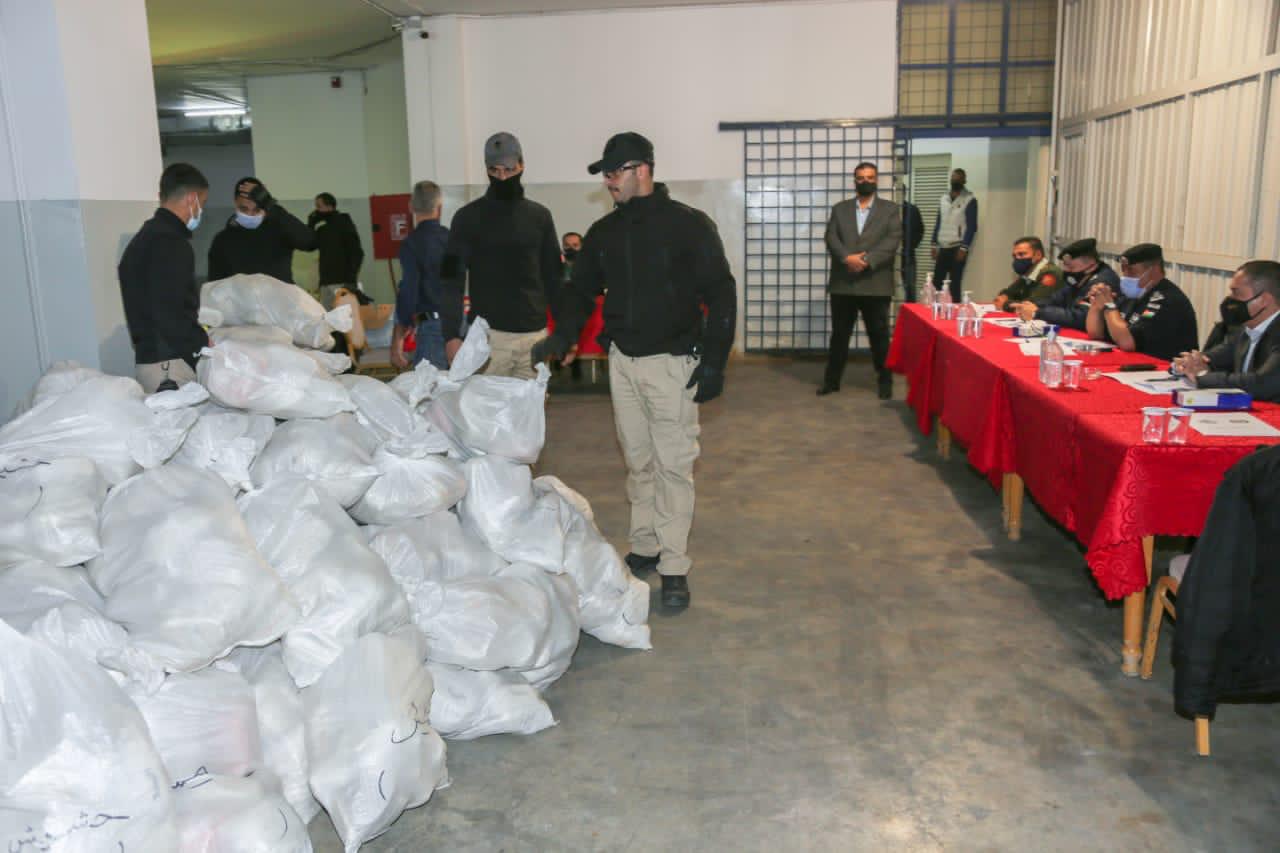 الأمن يتلف كميات كبيرة من المخدرات