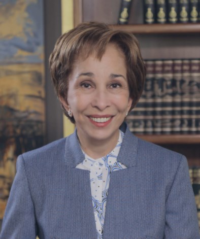 الاميرة بسمة تؤكد اهمية المشاركة السياسية