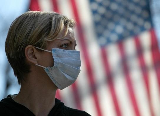 إصابات كورونا تقترب من 15 مليونا