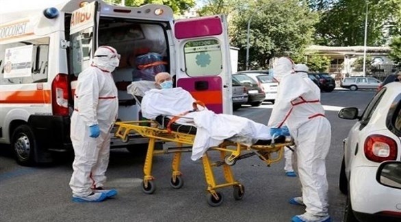 أمريكا تسجل نحو 220 ألف إصابة