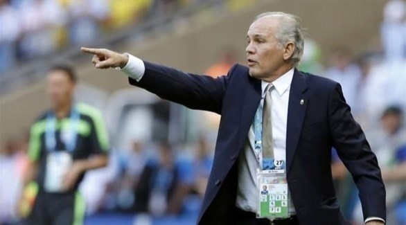 وفاة مدرب الأرجنتين السابق أليخاندرو سابيلا