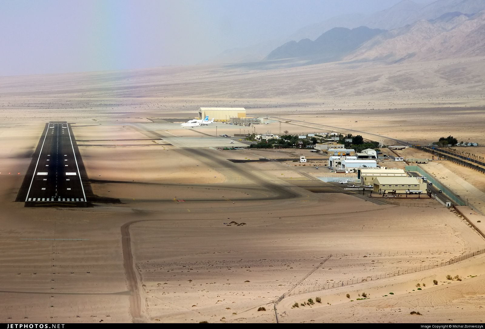 ورشة عمل لرفع جاهزية مطار الملك