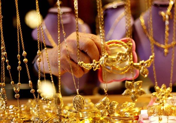 الذهب يتعافى مع تراجع الدولار