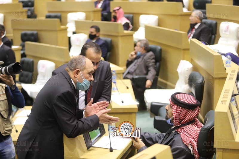 عبدالمنعم العودات رئيسا لمجلس النواب