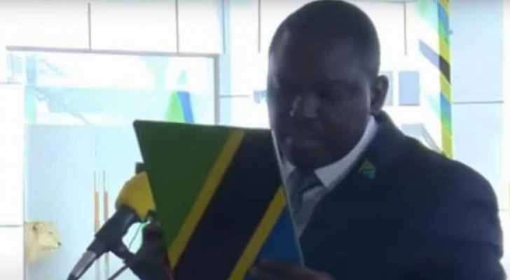 إقالة نائب وزير فشل في قراءة