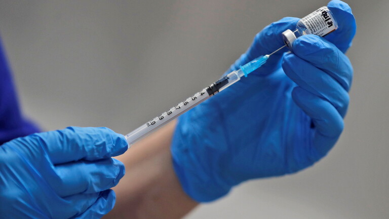 مدير شركة بيونتيك الألمانية يحدد موعدا