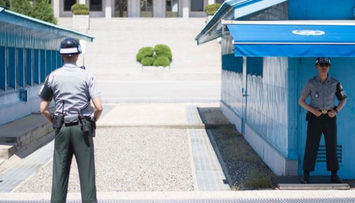 كورونا يضرب مجددا.. تعليق السياحة إلى