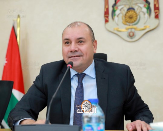 العودات يؤجل انتخاب اللجان الدائمة