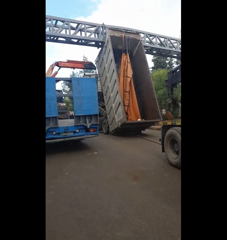 بعد حادث سير غريب.. محاولات انزال