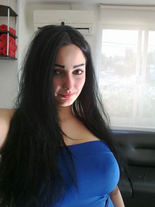 «الدم في كل مكان».. شاهدة على