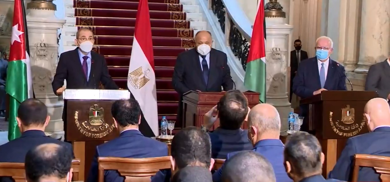 الصفدي: العودة إلى المفاوضات لحل الصراع