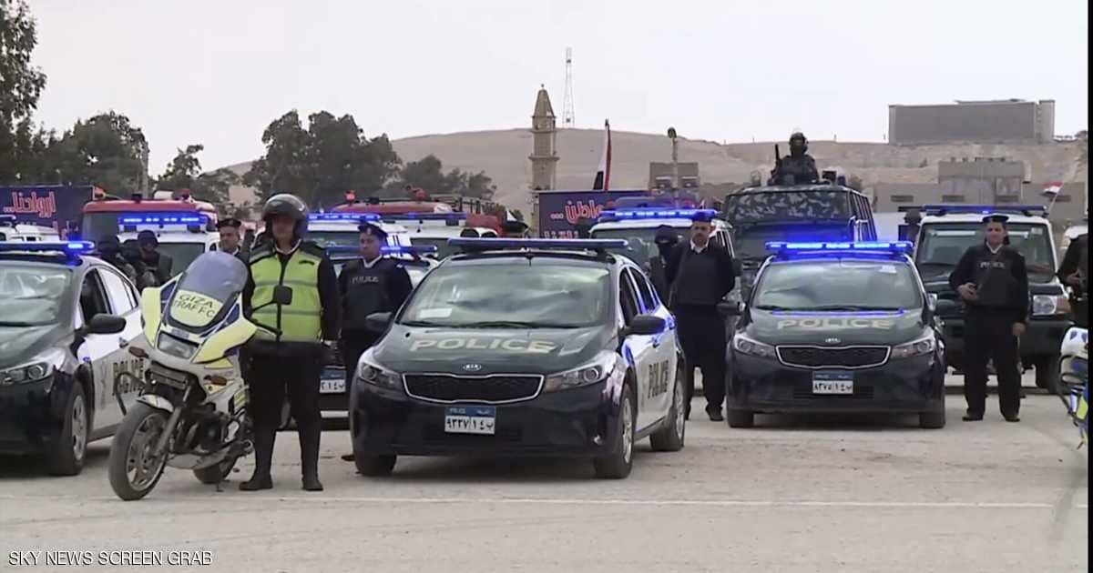 مصر تحسم الجدل حول إلغاء احتفالات