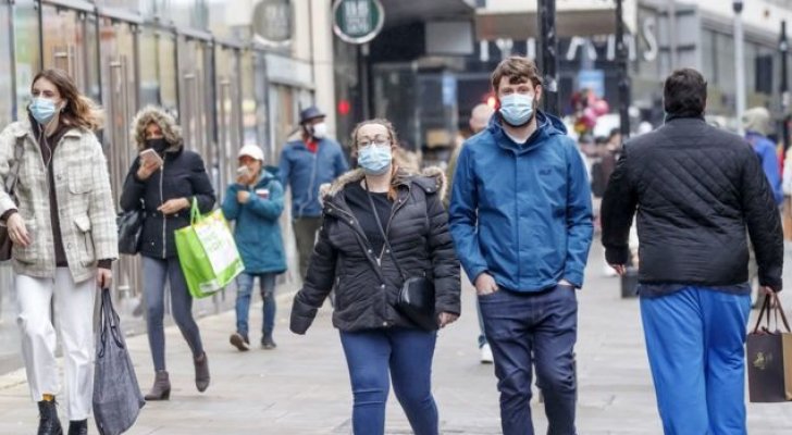 بعد تفشي السلالة الجديدة.. بريطانيا تعلن